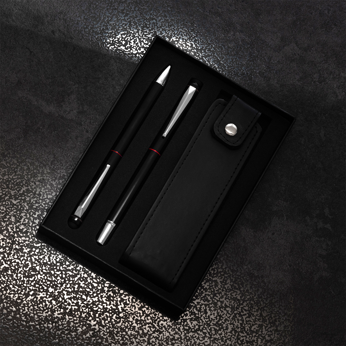 R01071.08 - Zestaw piśmienniczy Curitiba, czerwony